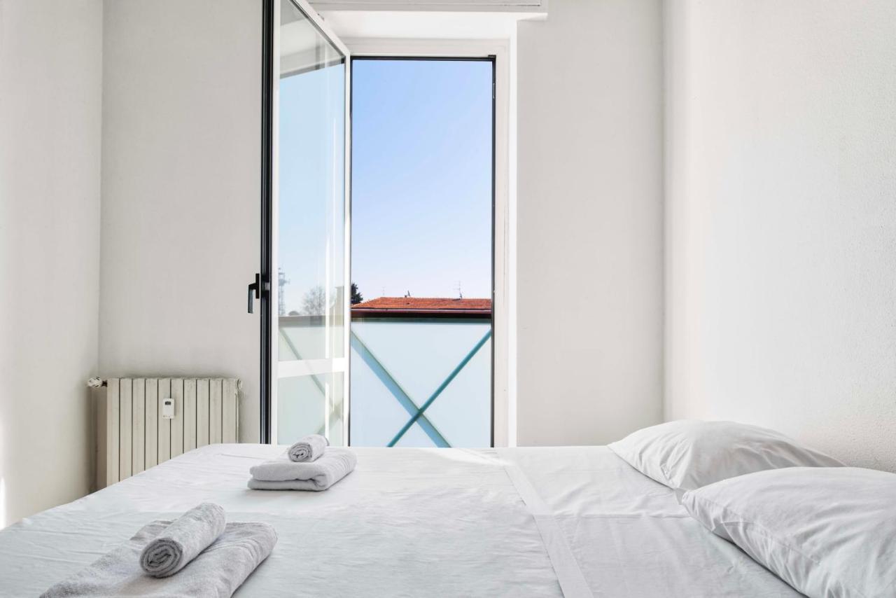 Appartement Luvi - Alzaia Naviglio Pavese à Milan Extérieur photo