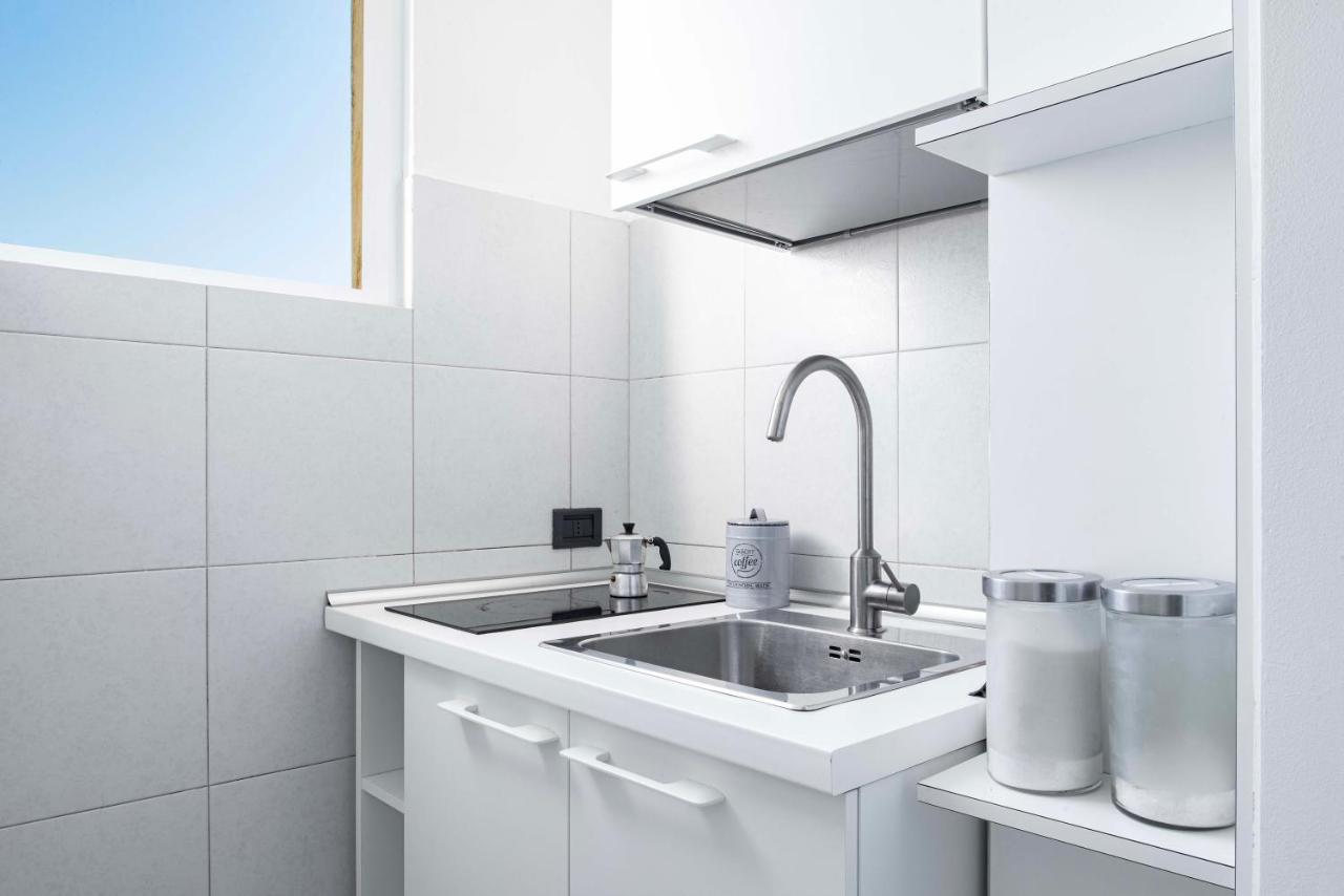 Appartement Luvi - Alzaia Naviglio Pavese à Milan Extérieur photo