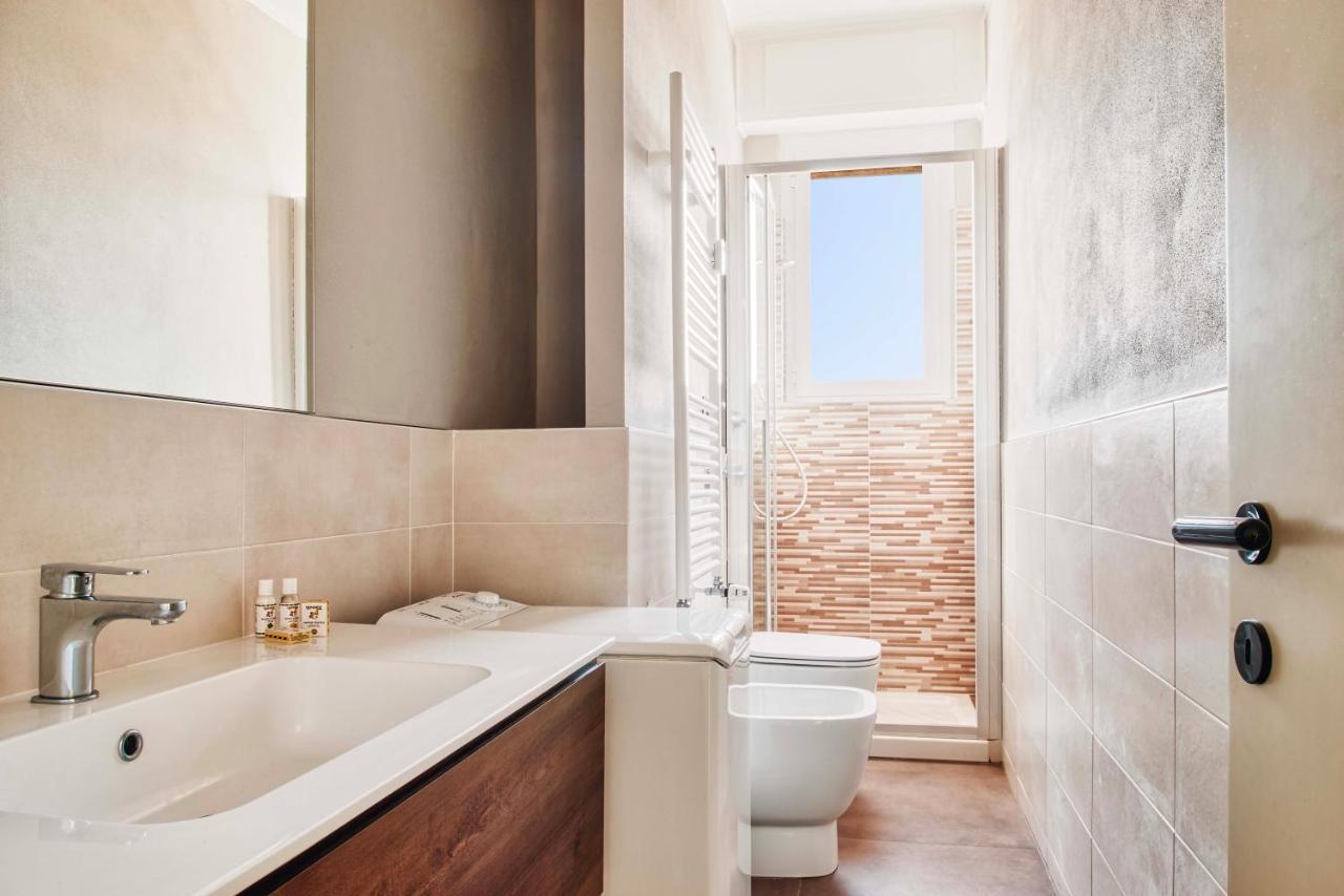 Appartement Luvi - Alzaia Naviglio Pavese à Milan Extérieur photo